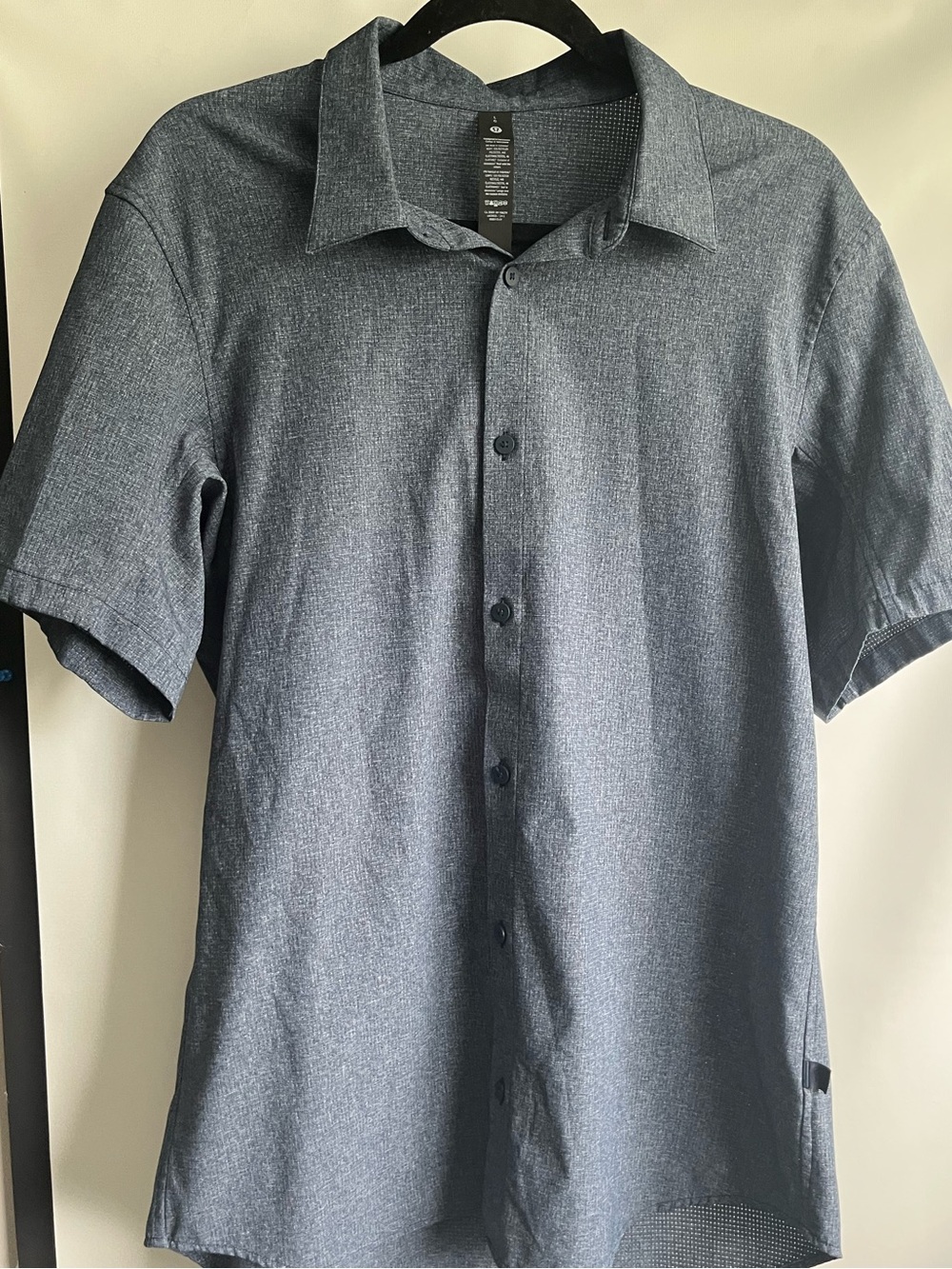 Men's Lululemon Short Sleeve Button-Up Shirt - Heather Navy